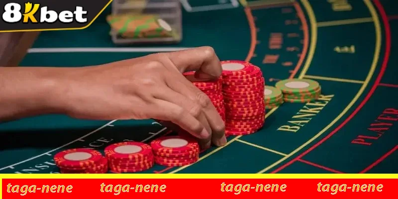Poker hiện đại sở hữu luật chơi đơn giản cùng cơ hội thắng lớn